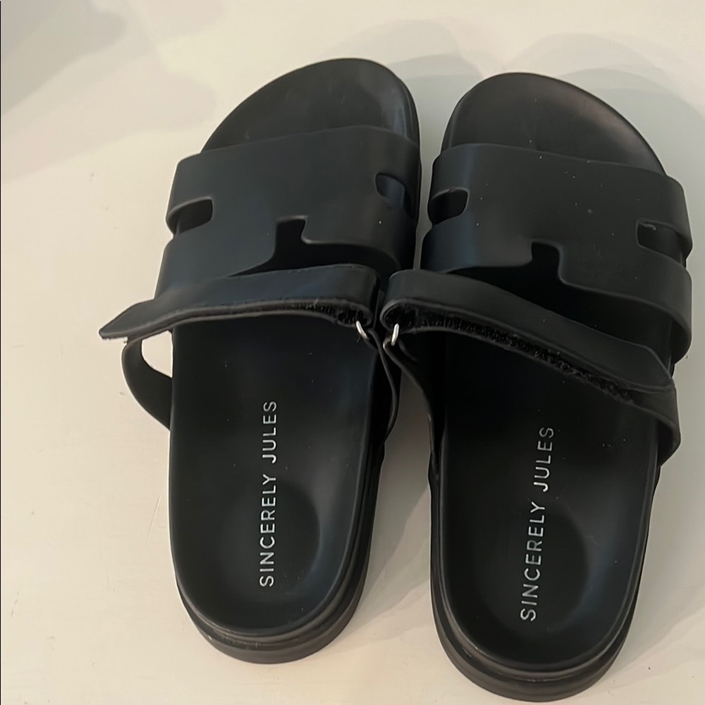 Sincerely Jules Black Slide Sandals
